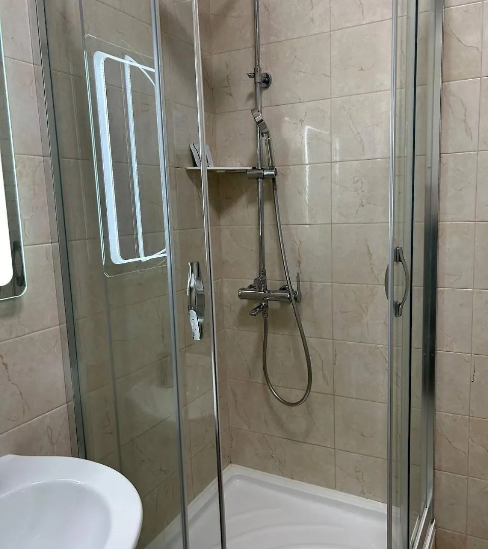 Apart Assistant On Smart Plaza Kiev 2*,  Ukraina